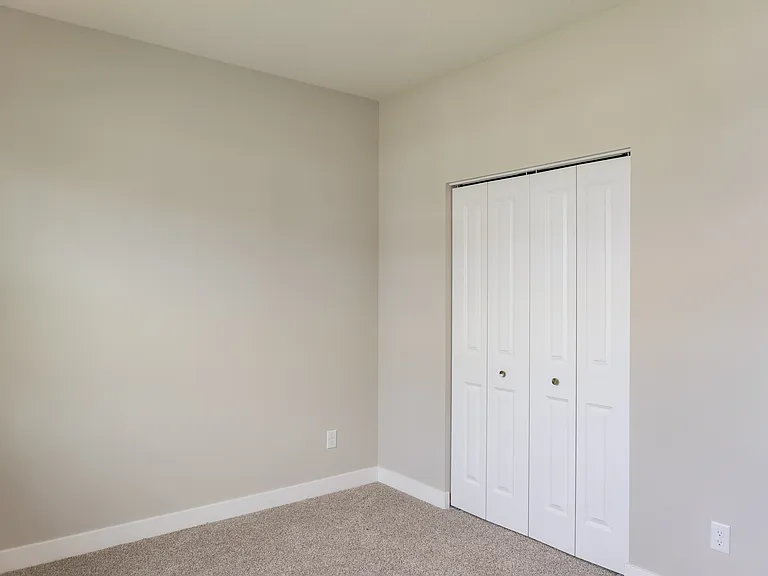 717 Winterberry Ln — Photo 27