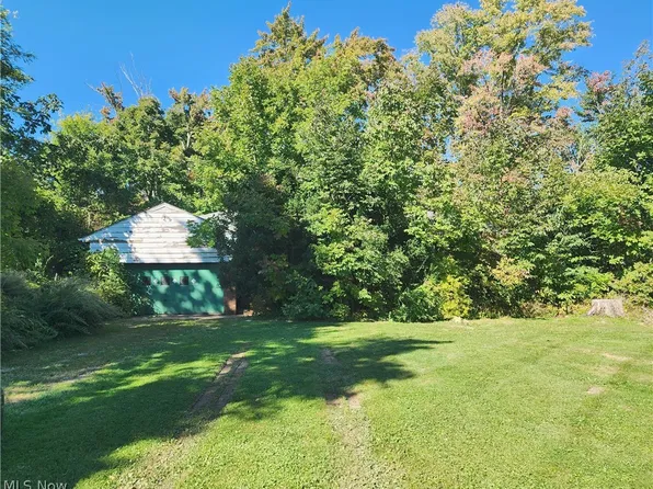 34357 White Rd, Wickliffe, OH 44092