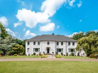 604 Ponus Rdg, New Canaan, CT 06840