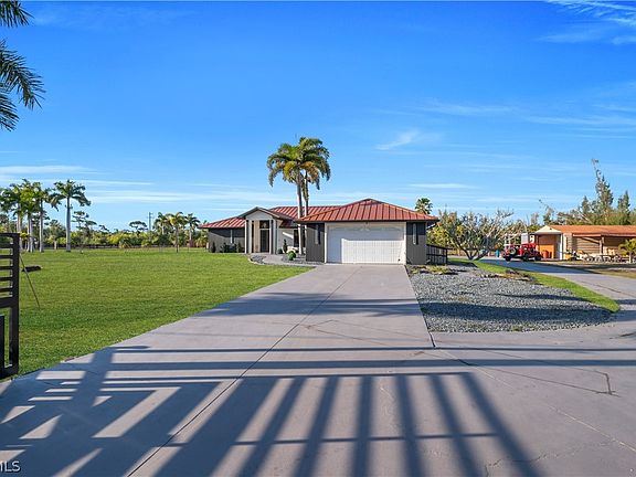 4th image of 4882 Woodstock Rd