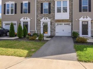 120 Fritillary Ct, Lake Frederick, VA 22630