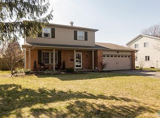 1066 Mulberry St, Perrysburg, OH 43551