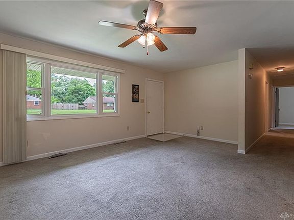 5th image of 130 Belair Cir
