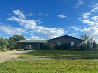 1250 Sunset Dr, Radcliff, KY 40160