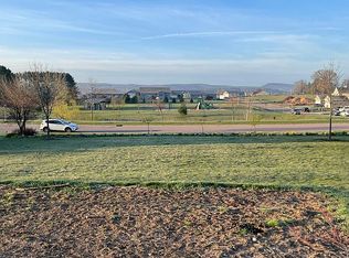 1421 19th St, Baraboo, WI 53913