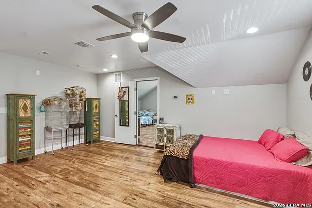 124 Creekwood Dr — Photo 24