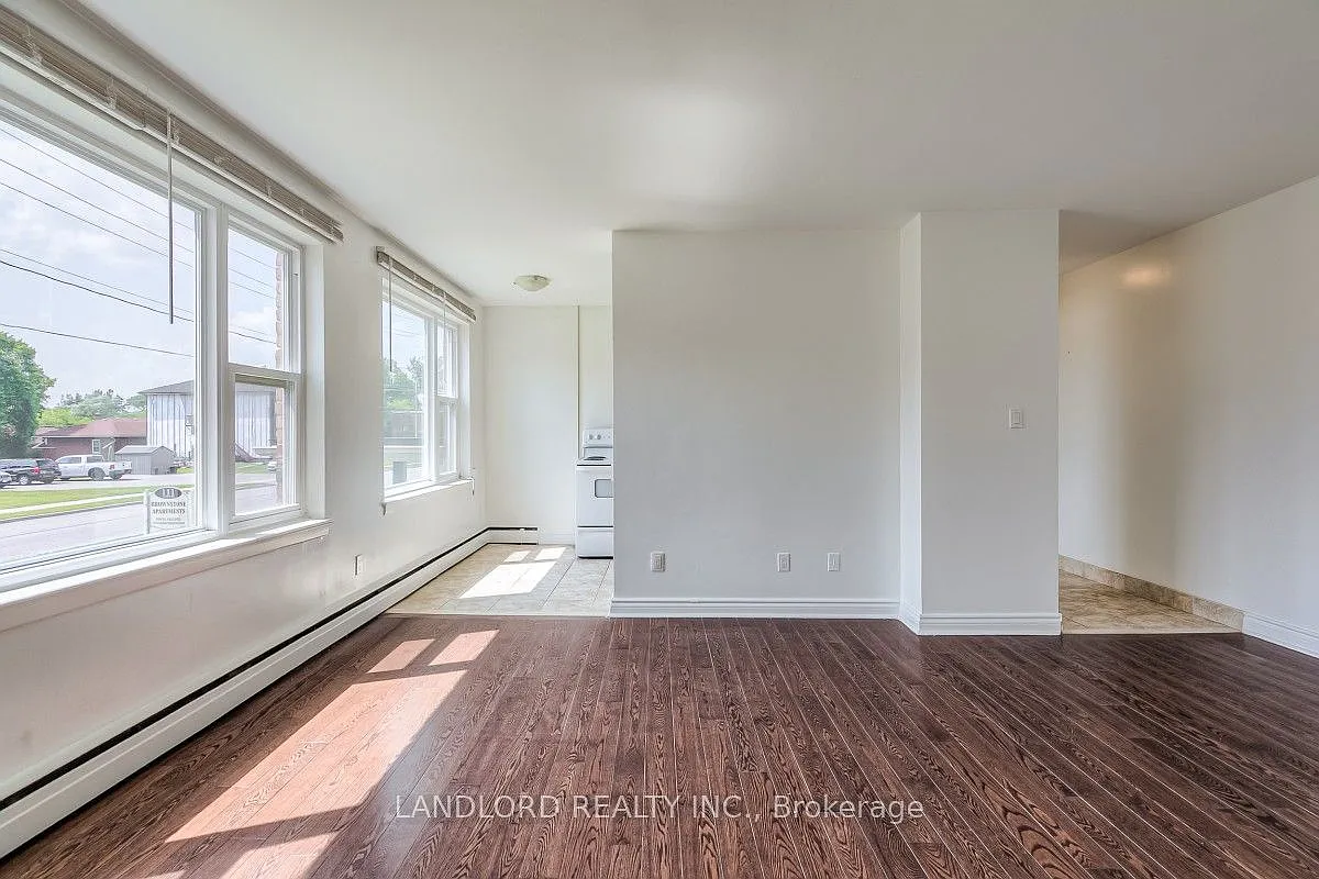 2 bed, $1,950 — Photo 4