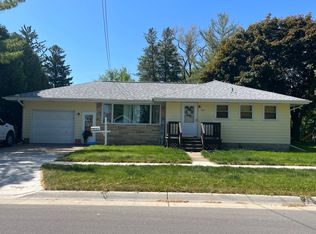 221 Hart St, Watertown, WI 53094