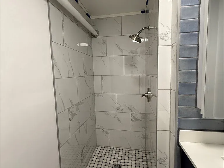 1303 N Beverly Glen Blvd — Photo 18