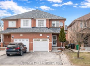 9 Ridgefield Ct, Brampton, ON L6P1B5