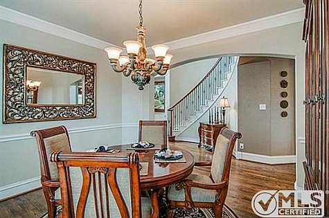 4th image of 913 Norma Ln