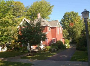 307 Antrim St, Charlevoix, MI 49720