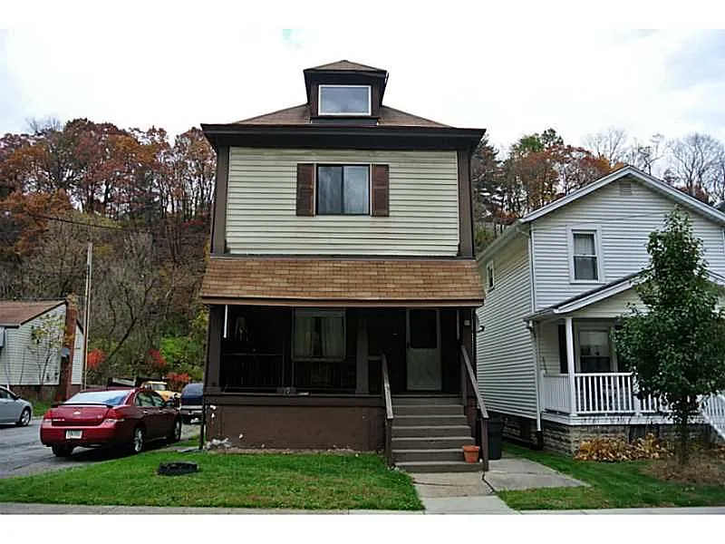 39 Wagner St photo 1