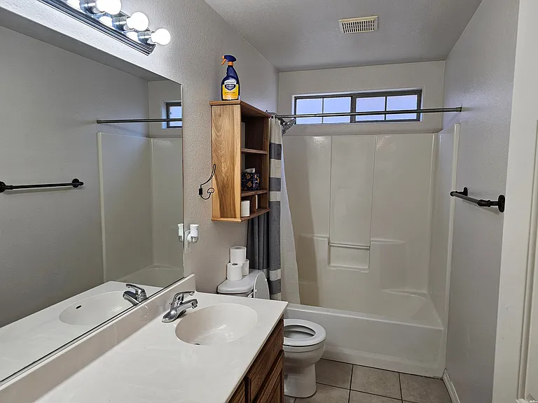 3705 Benjamin Davis Dr — Photo 8