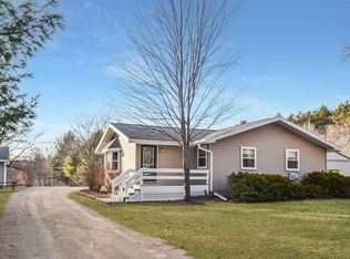 W8112 Chicago Rd, Wautoma, WI 54982
