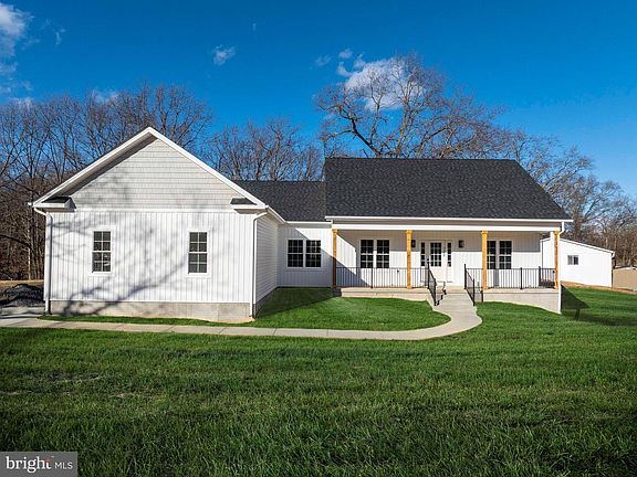 2nd image of 1633 Catlett Mountain Rd