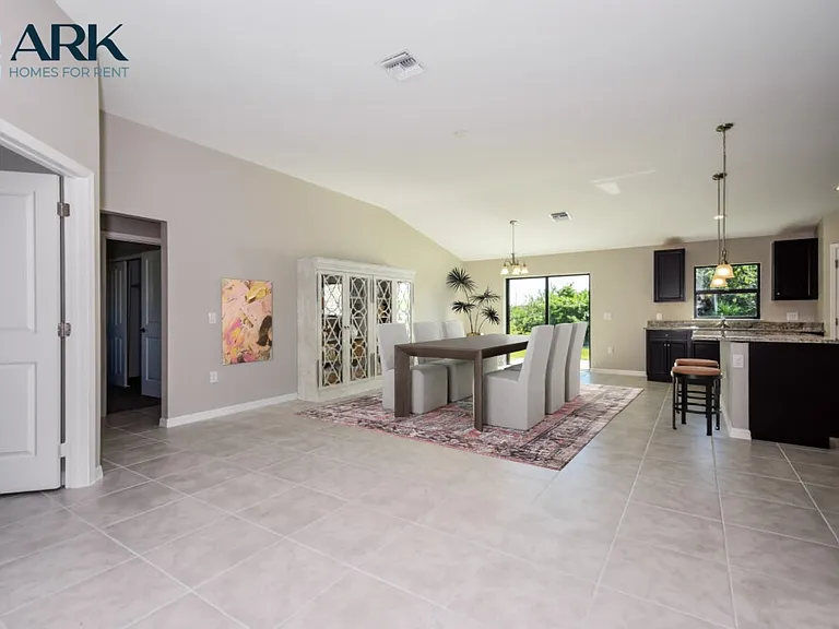 2903 53rd St W — Photo 2