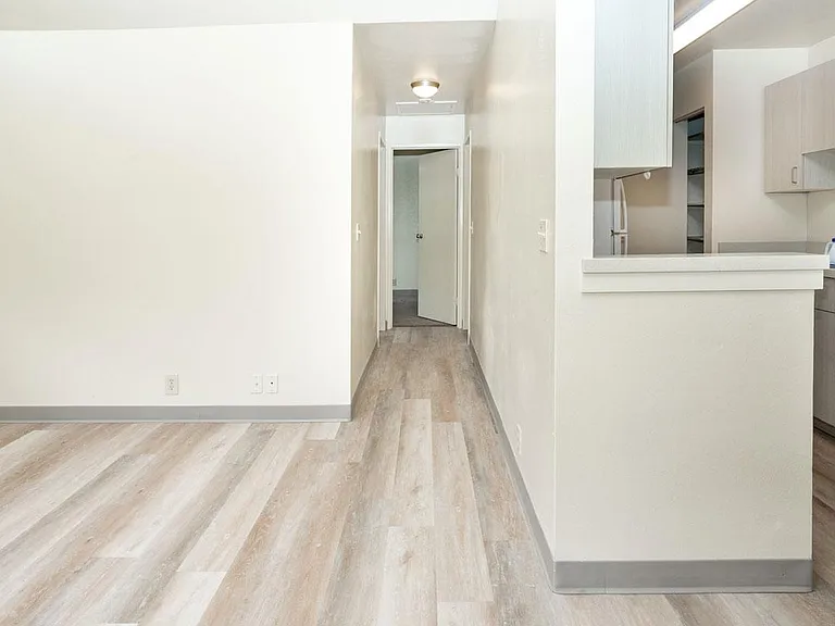 La'ilani Apartments — Photo 14