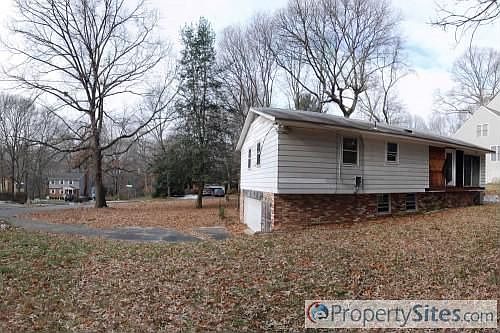 4th image of 1265 Mount Pleasant Dr