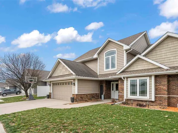 107 Wild Rose Ln, Solon, IA 52333