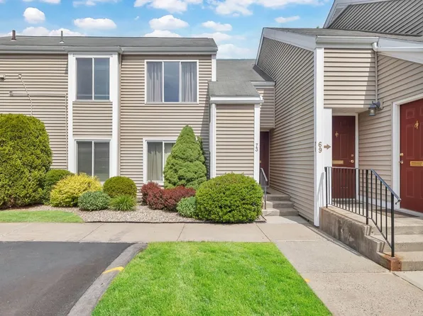 73 Nassau Dr, Springfield, MA 01129