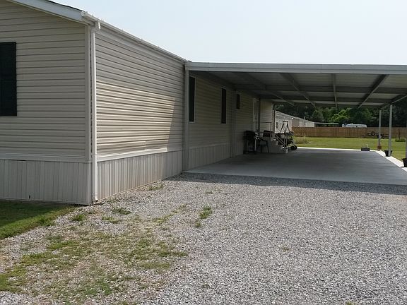 2nd image of 1113 Samantha St