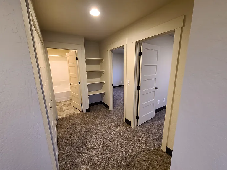 1227 Edwards Ln — Photo 18