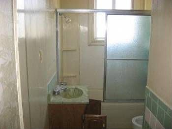 3rd image of 259 Oriente St