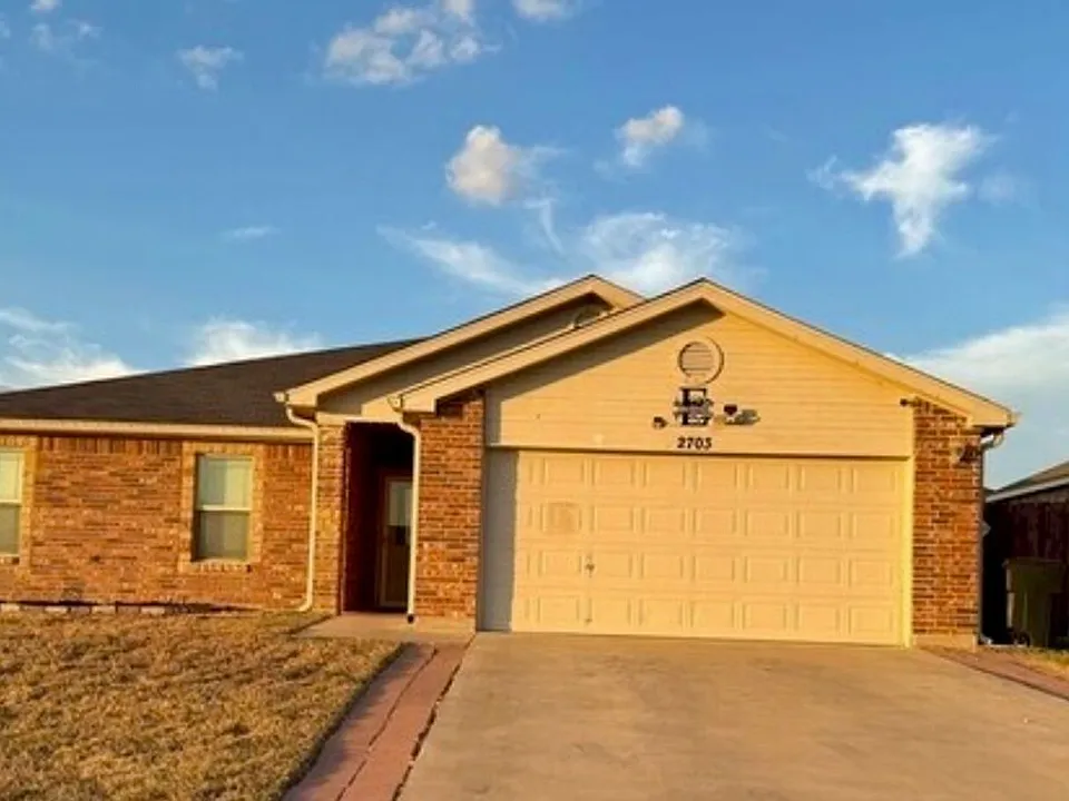 2703 Tara Dr
