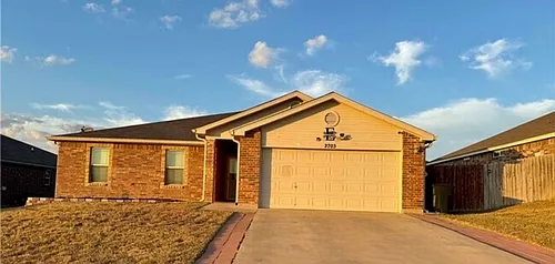 2703 Tara Dr Photo 1