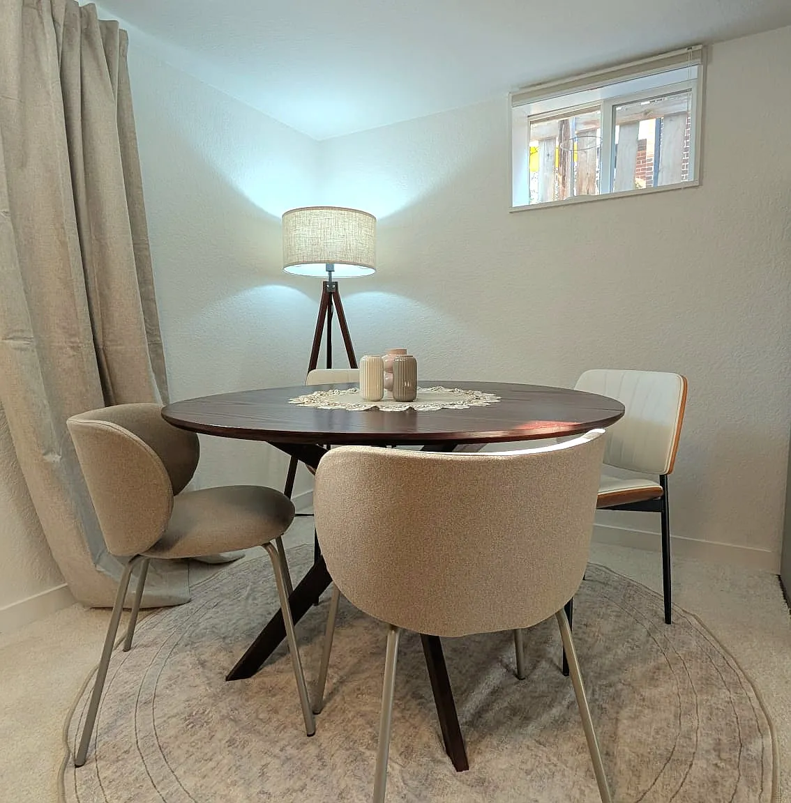 2 bed, 900 sqft, $2,600 — Photo 3