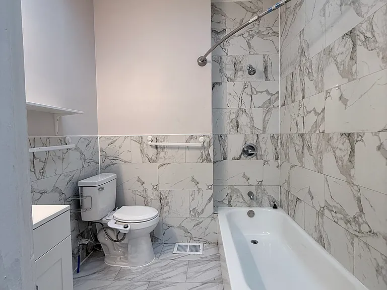 5717 Haverford Ave — Photo 40