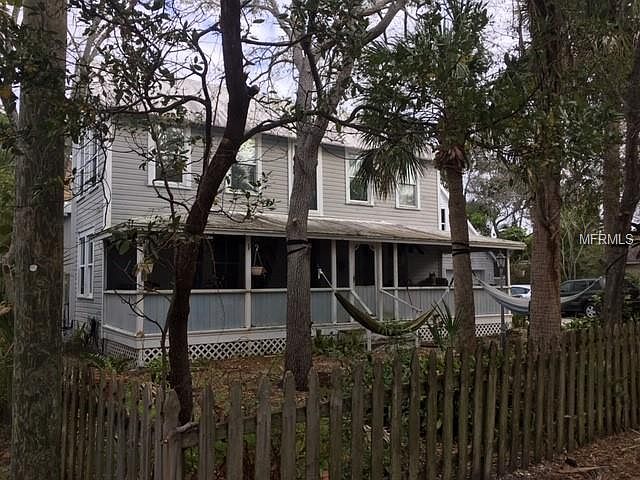 1st image of 822 Madrid Ave
