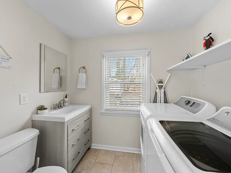 2315 Stevens Rd — Photo 14