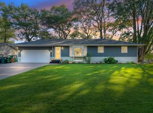 1000 Oak Ridge Point NE, Blaine, MN 55434