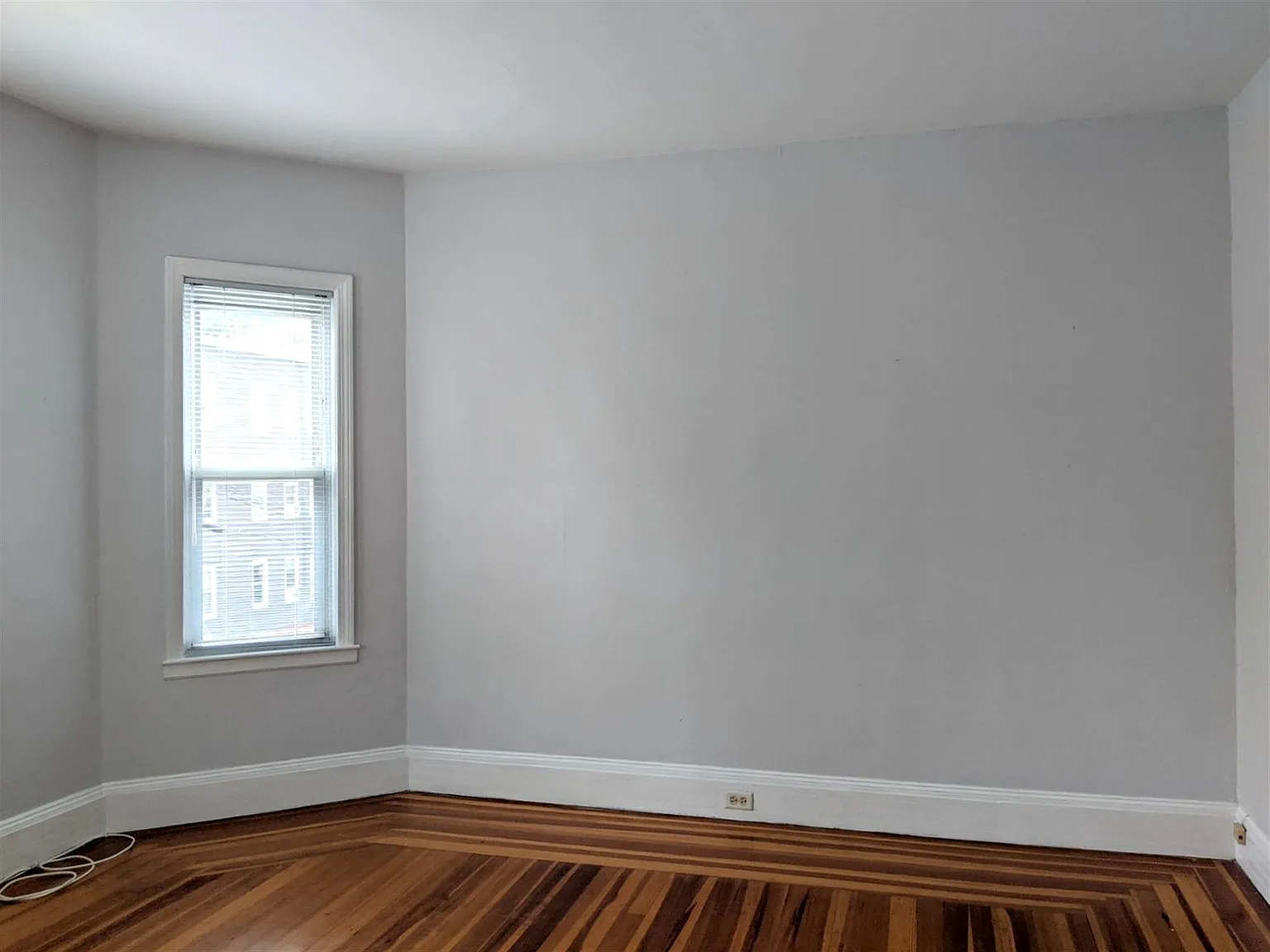 3 bed, $3,800 — Photo 4