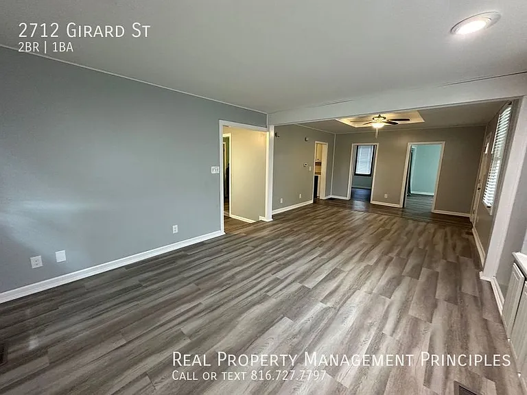 2712 Girard St — Photo 4