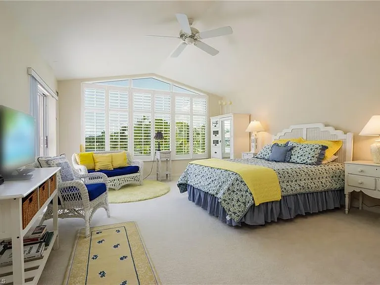 5901 Ashford Ln — Photo 14
