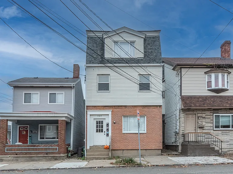 304 Boggs Ave — Photo 1