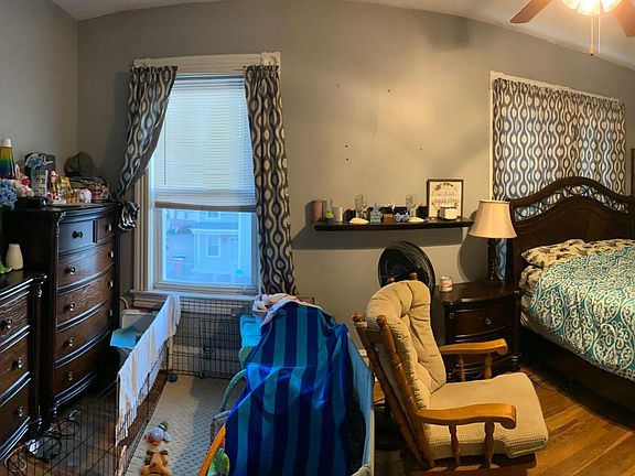 1st bedroom