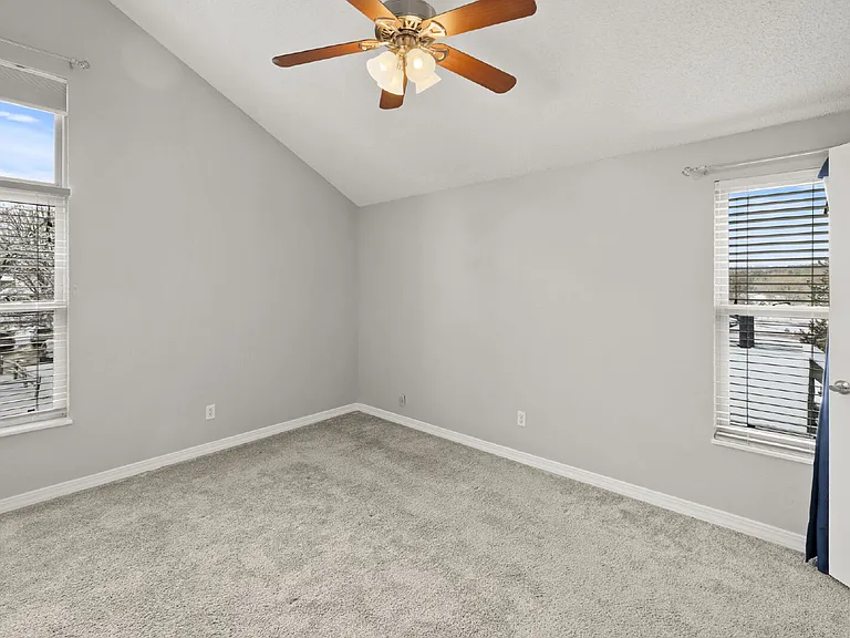 144 W Rockrimmon Blvd #302 — Photo 15