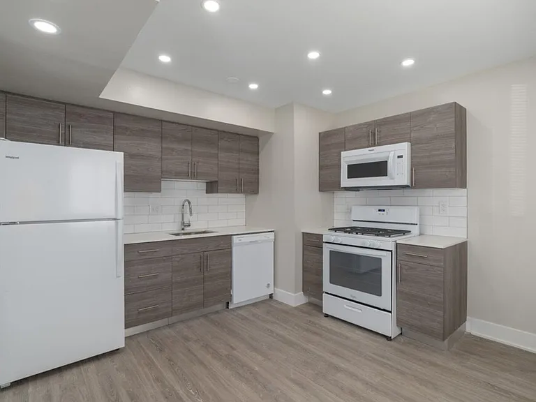 Westfield Apartments — Photo 4