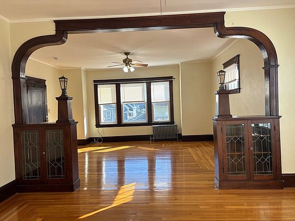 3rd image of 17 N Woodford St #3