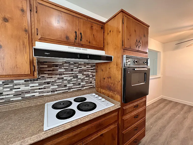 7312 Volta Ct — Photo 5