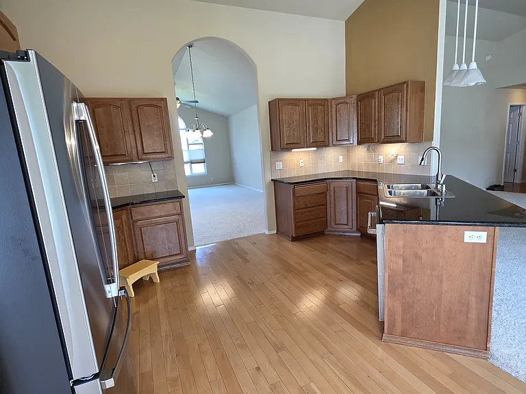 2438 N Partridge Loop — Photo 8