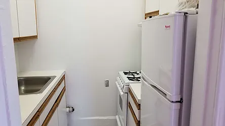 Rented by Realty Queens LLC