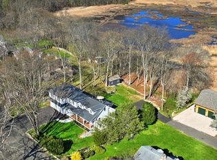 81 Waverly Park Rd, Branford, CT 06405