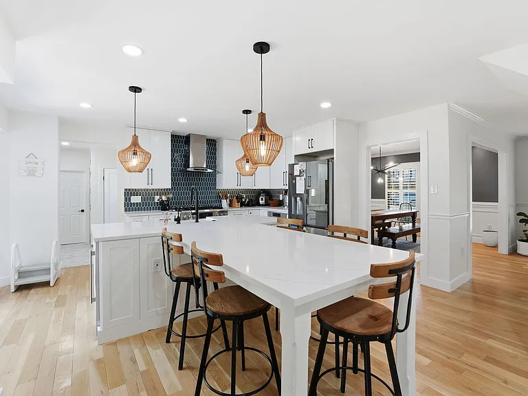 8904 Arley Dr — Photo 12