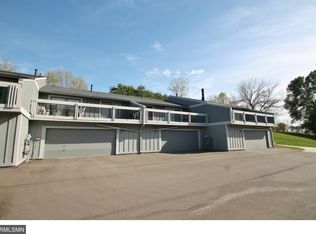 110967 Von Hertzen Cir, Chaska, MN 55318