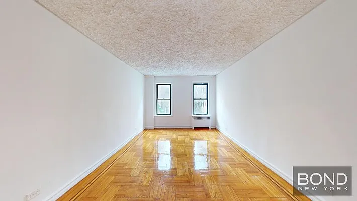 Rented by Bond New York | media 3